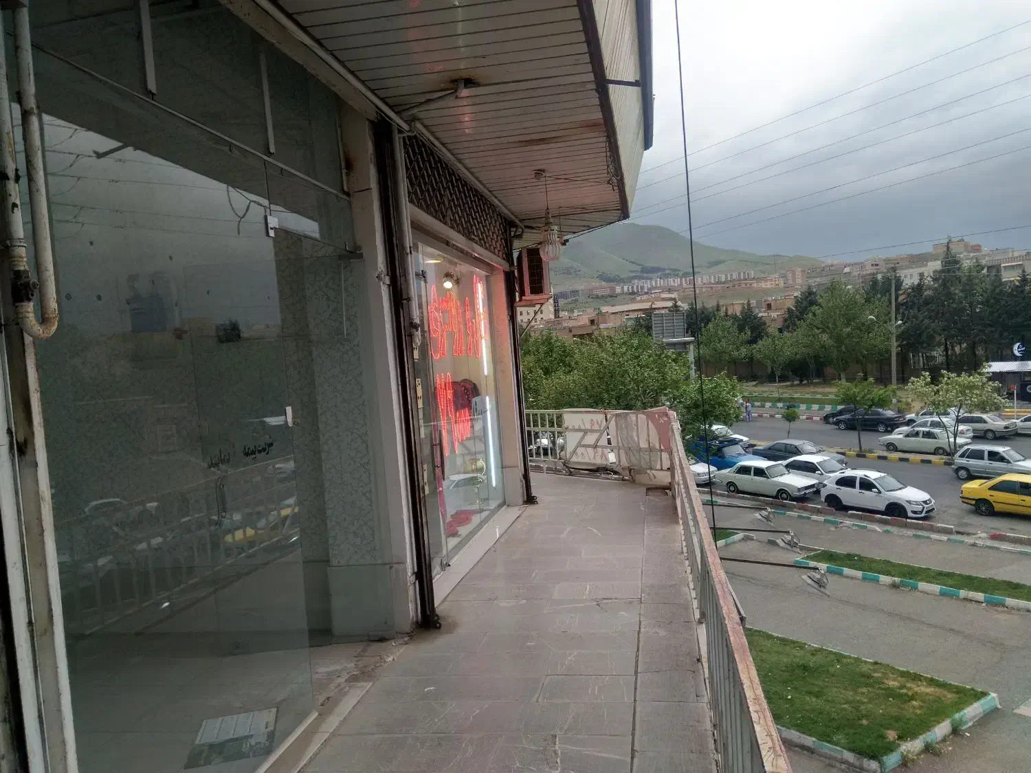 مغازه تجاری ، پاساژ همشهری ( بلوار بهاران )|فروش مغازه و غرفه|سنندج, |دیوار