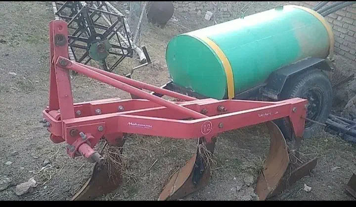 گاو آهن|ابزارآلات|دهگلان, |دیوار