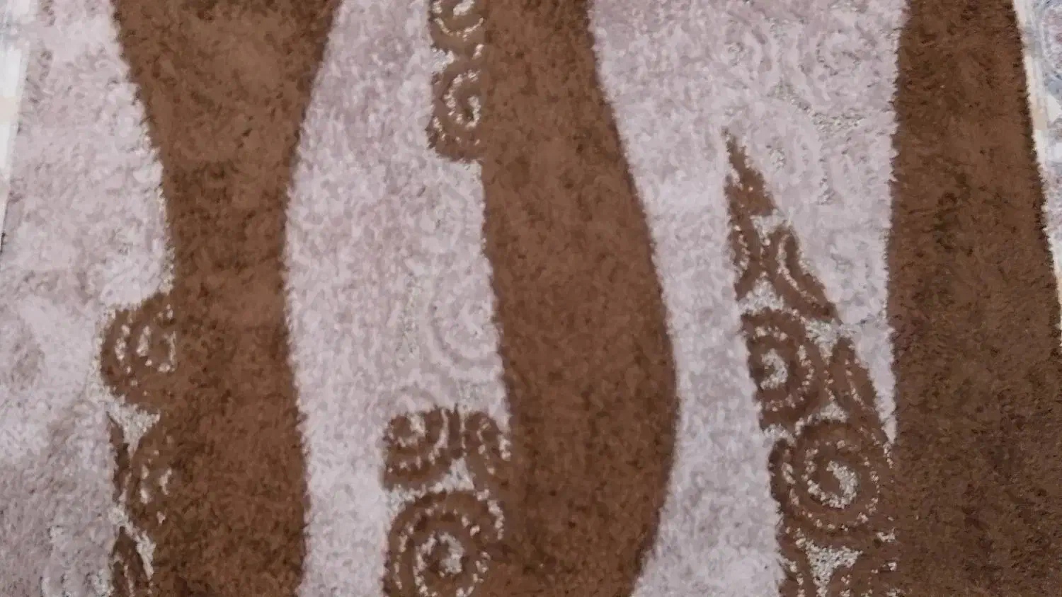 قالی ترک طرح رز|فرش|شیراز, تندگویان|دیوار