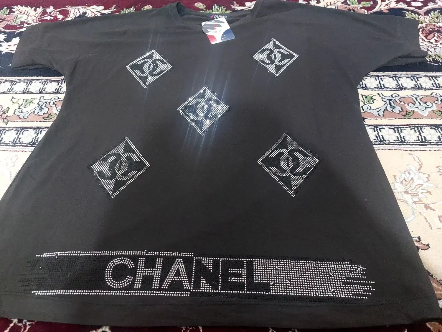 فروش تیشرت زنانه طرح چنل|لباس|دورود, |دیوار
