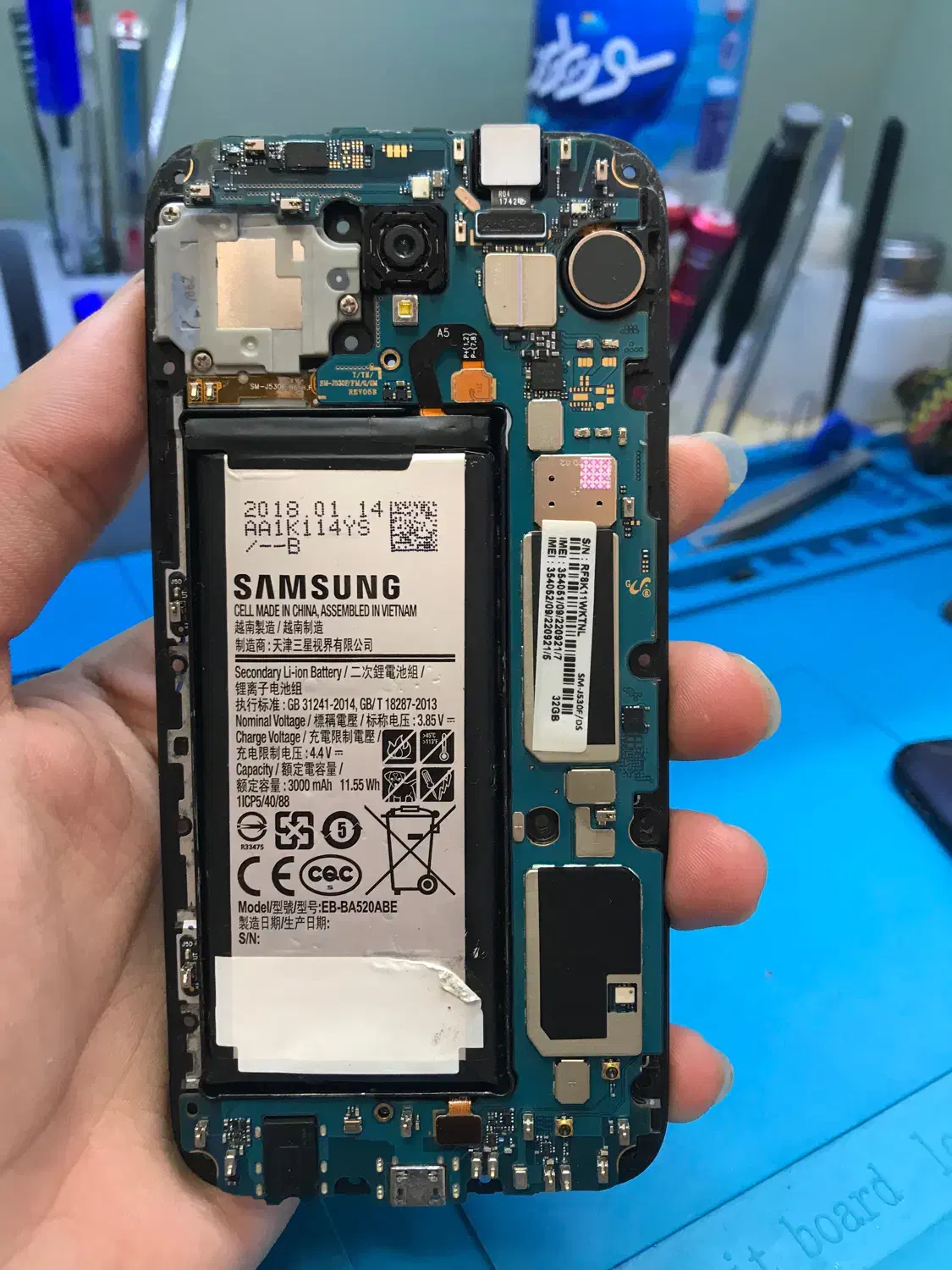 j530|موبایل|تهران, فردوسی|دیوار