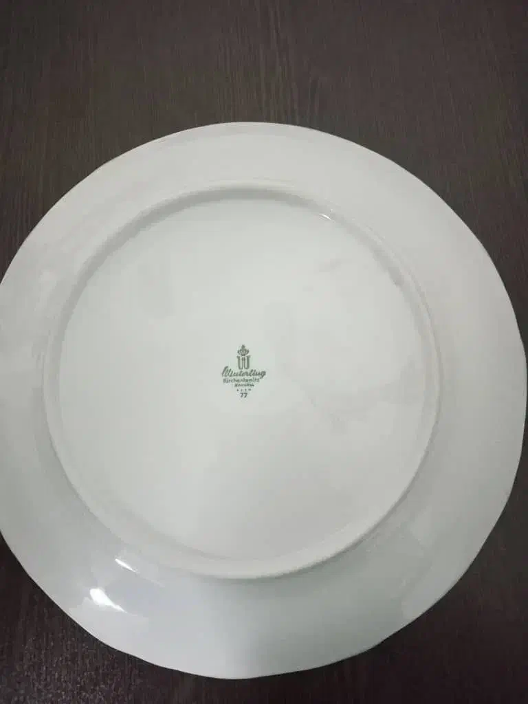 بشقاب دیوارکوب ون تج ایتالیا|کلکسیون اشیاء عتیقه|رشت, پستک|دیوار