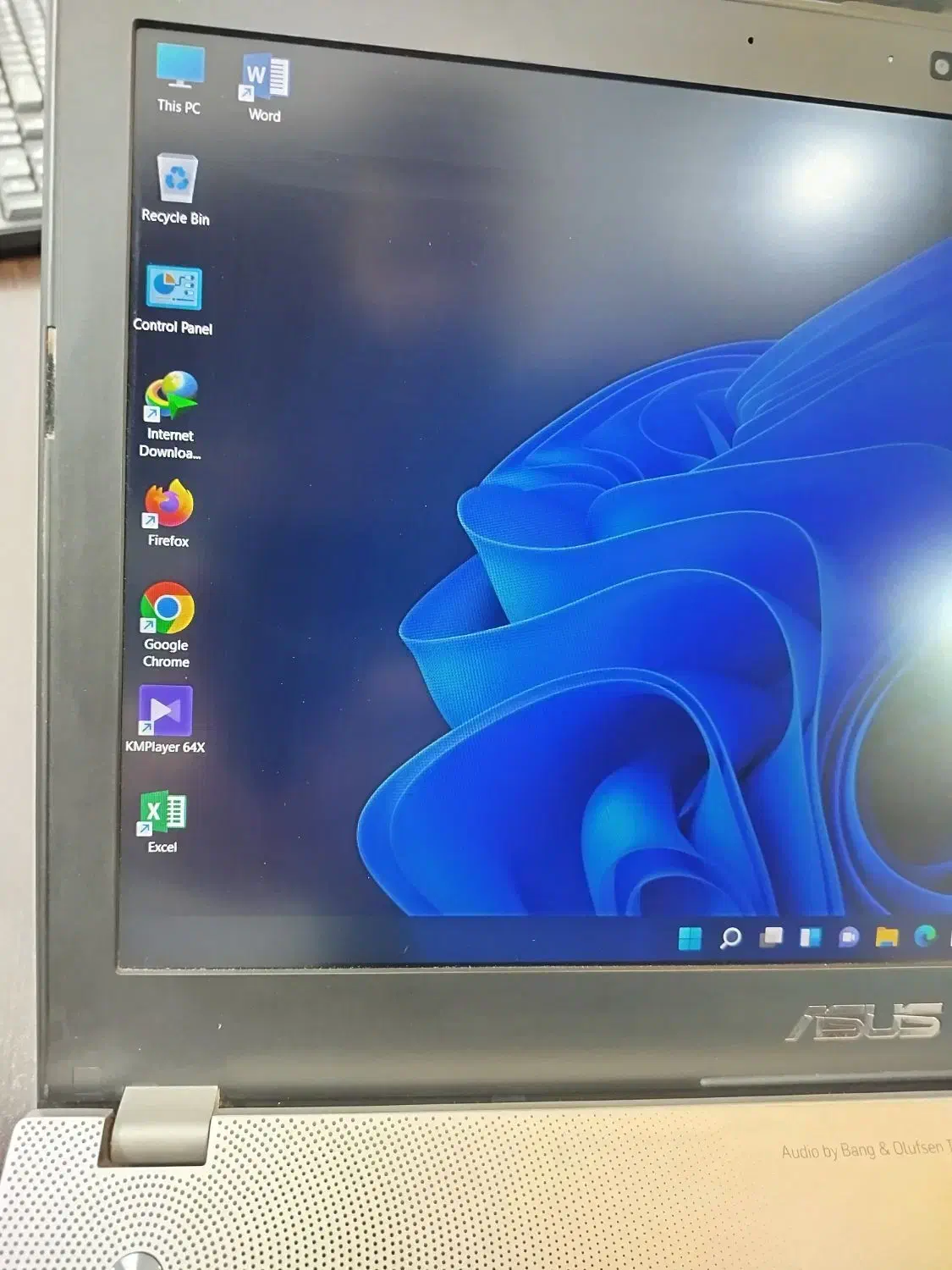 لپ تاپ ایسوس کم کارکرد Core i7|رایانه همراه|رشت, بلوار گیلان|دیوار