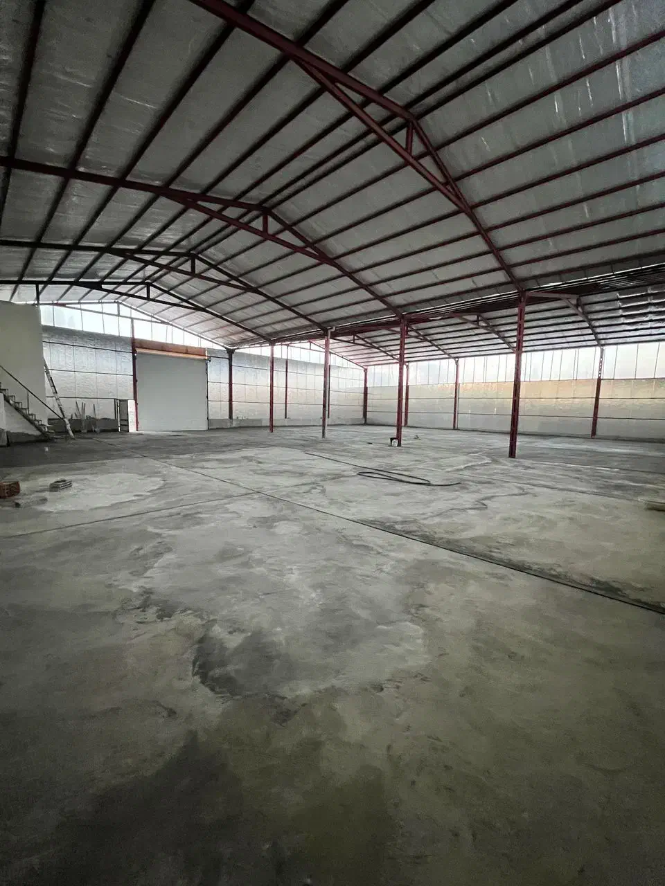 اجاره سالن سوله 700 متر جاده تهران|اجارهٔ دفتر صنعتی، کشاورزی، تجاری|تبریز, |دیوار