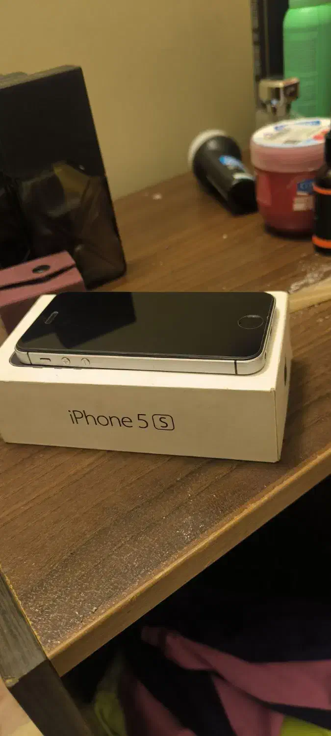 SE 5s|موبایل|تهران, دهقان|دیوار