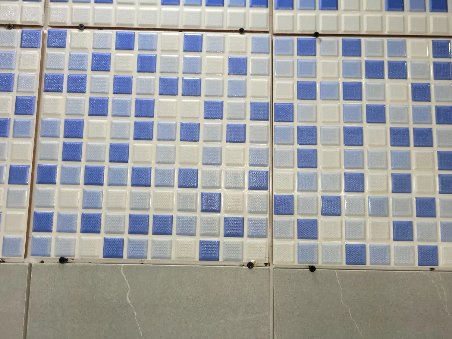 سرامیک ۳۰×۳۰ کف سرویس مینو آبی|عمده‌فروشی|مشهد, کشاورز|دیوار
