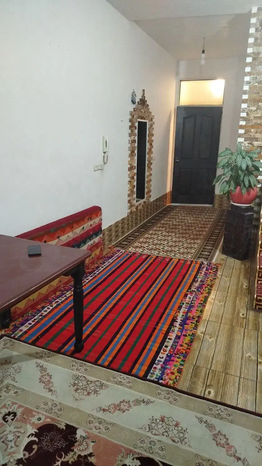 رهن منزل ویلایی|اجارهٔ خانه و ویلا|شیراز, شهرک قمشه|دیوار