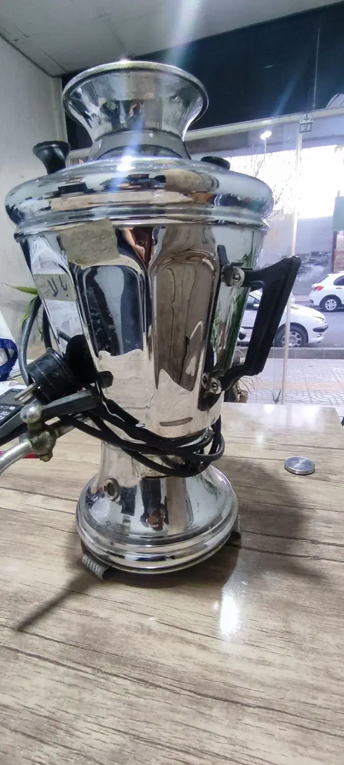 سماور برقی قدیمی سالم|سماور، چایساز، قهوهساز|نجفآباد, بازار|دیوار