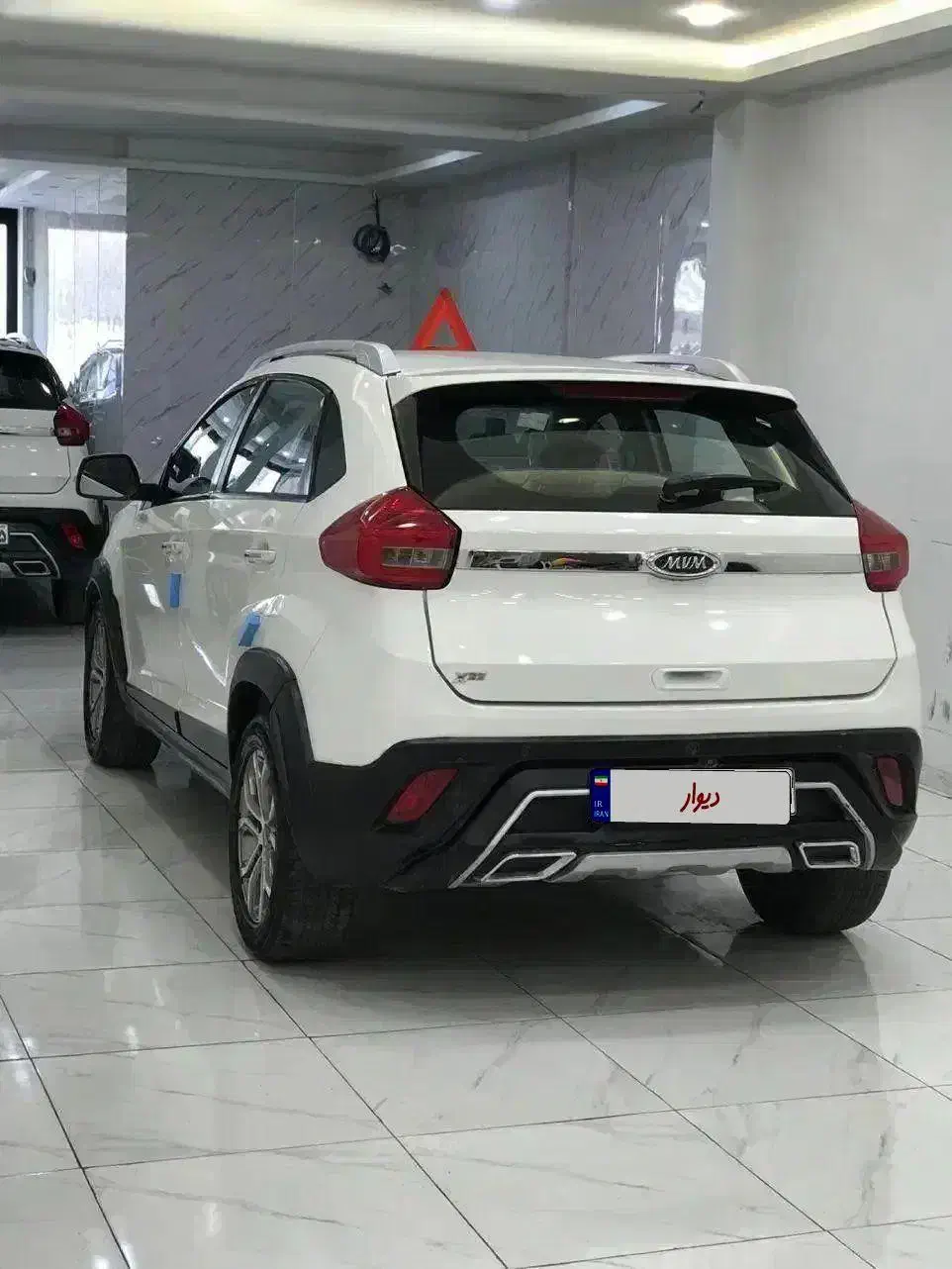 x22 صفر|خودرو کلاسیک|خوی, |دیوار