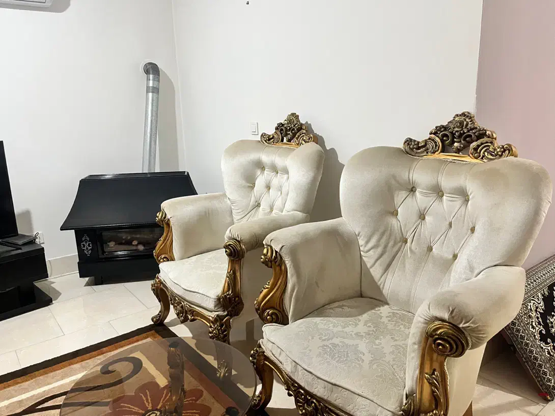 مبل ۱۰نفره کلاسیک سفید طلایی|مبلمان خانگی و میز عسلی|چالوس, |دیوار