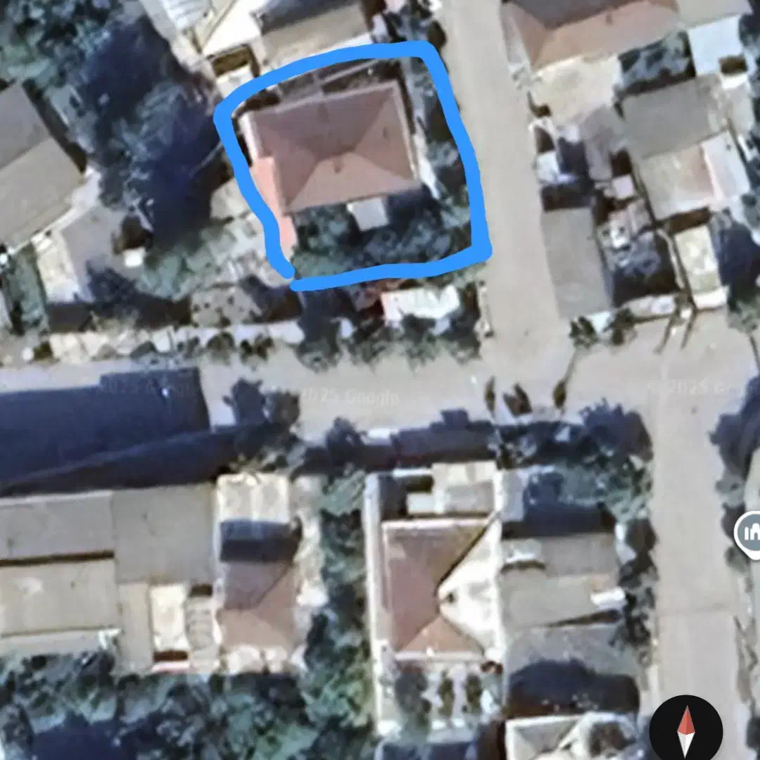 زمین مسکونی بهمراه خانه کلنگی|فروش زمین و ملک کلنگی|خان ببین, |دیوار