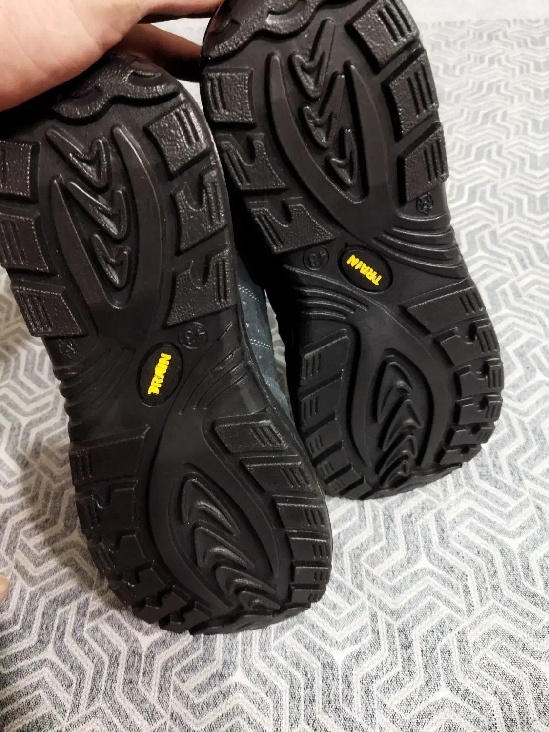 کفش ایمنی|کیف، کفش، کمربند|پاکدشت, خاتون آباد|دیوار