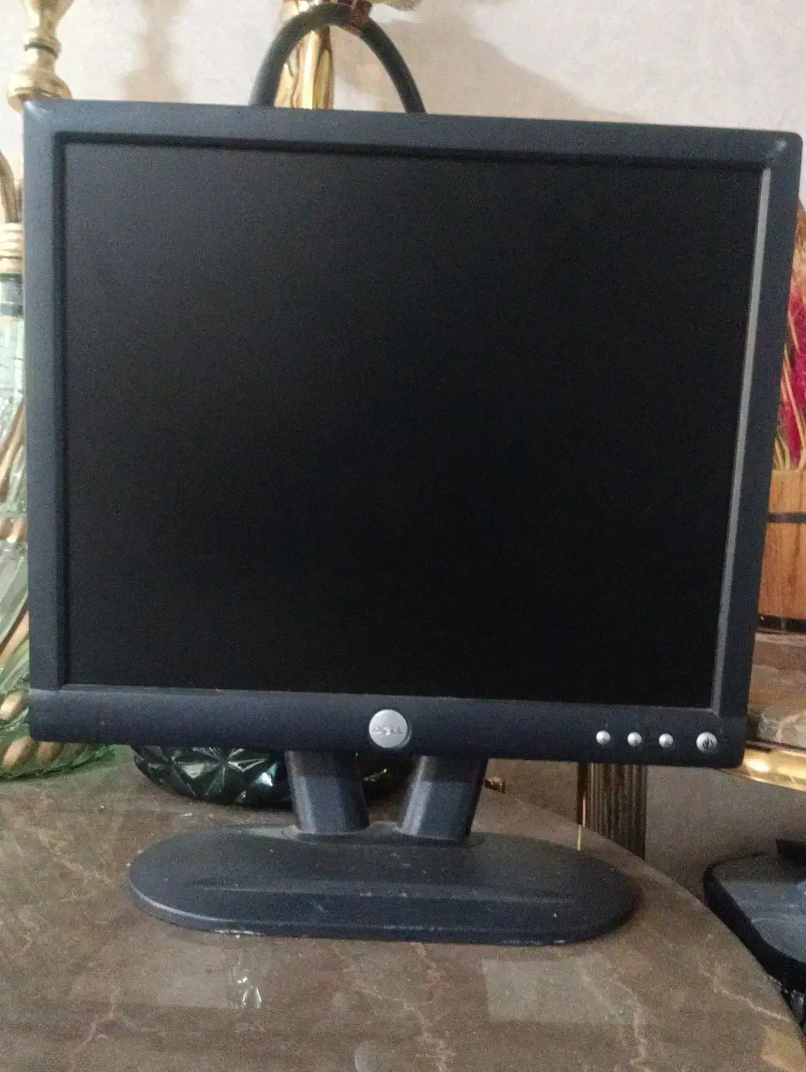 مانیتور 17 اینچ|قطعات و لوازم جانبی رایانه|مشهد, هفت تیر (نه دره)|دیوار