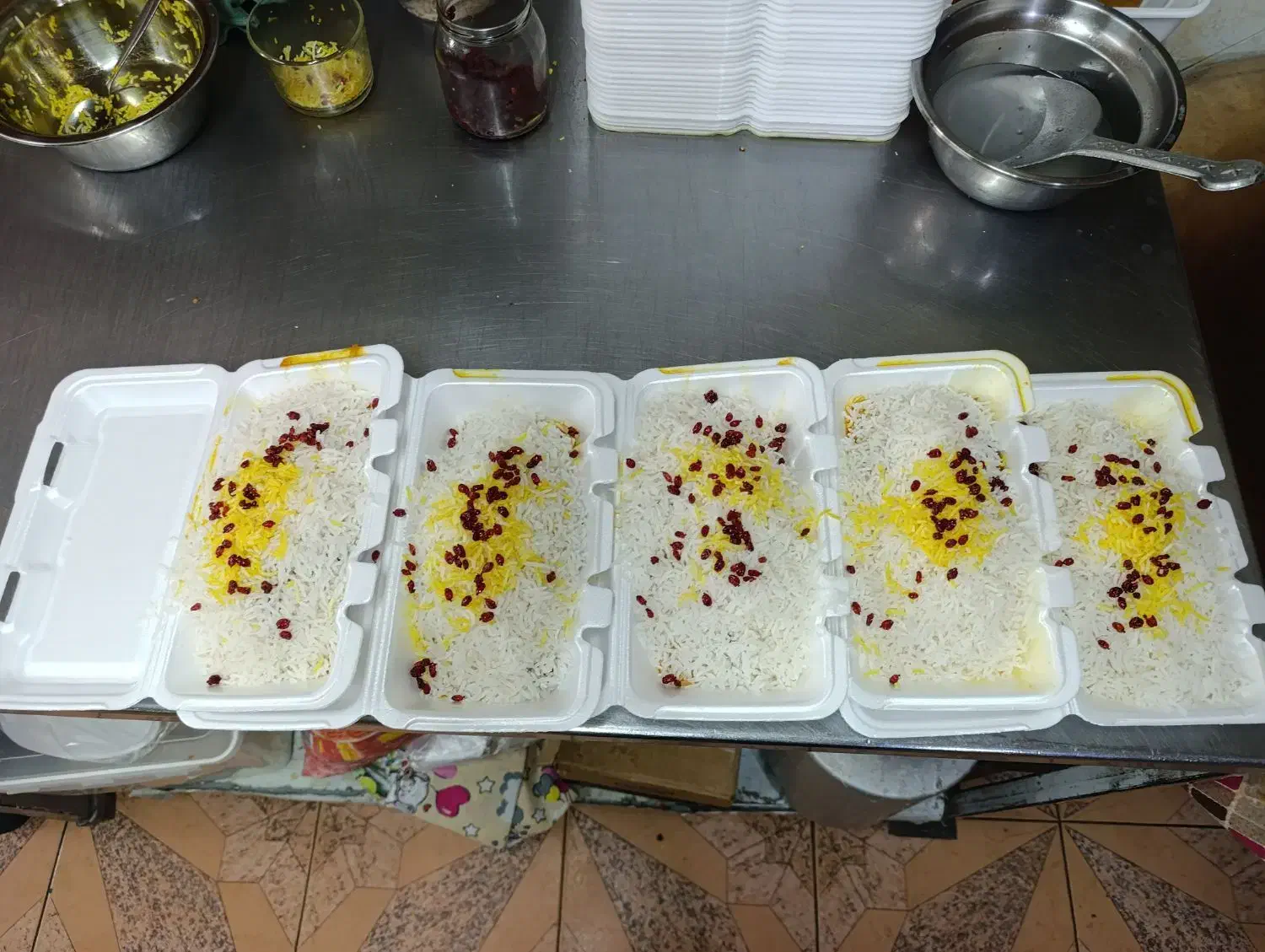 همه مدل غذا فقط و فقط 120هزار تومان|خدمات پذیرایی، مراسم|قزوین, |دیوار