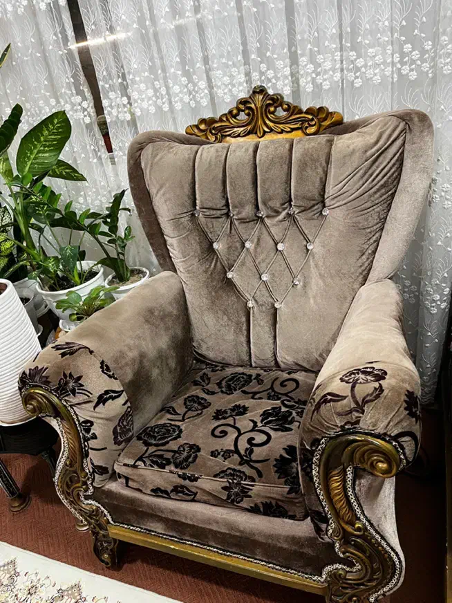 مبل سلطنتی ۹نفره|مبلمان خانگی و میز عسلی|رودسر, |دیوار