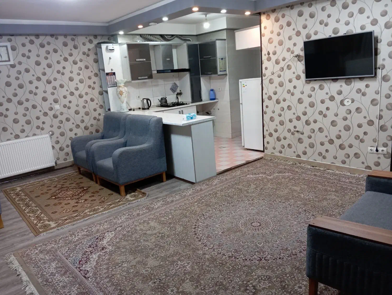 هتل آپارتمان مبله در مرکز شیراز|اجارهٔ کوتاه‌مدت آپارتمان و سوئیت|شیراز, زند|دیوار