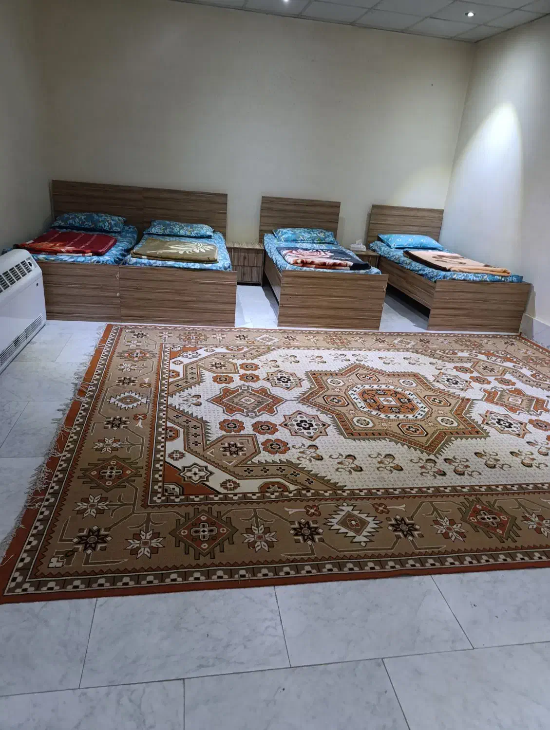 هتل،اتاق مبله وتخته(استخردار)|اجارهٔ کوتاهمدت آپارتمان و سوئیت|سلطانیه, |دیوار