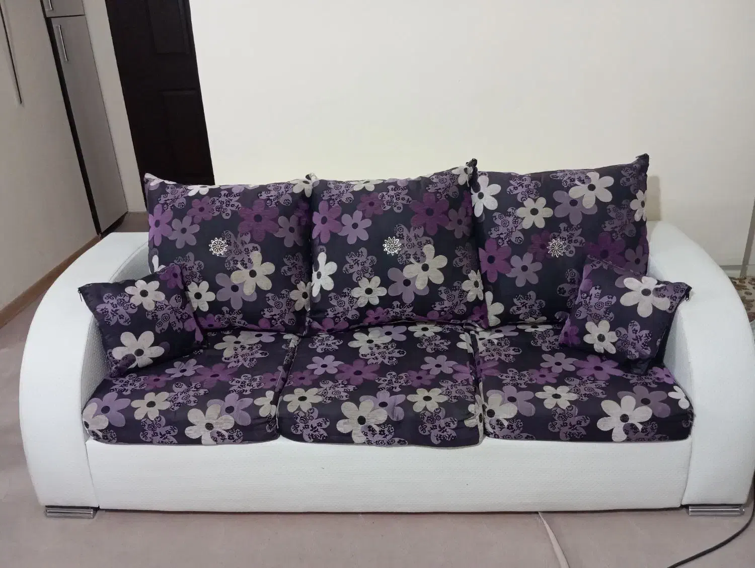 مبل و جلومبلی و میز غذاخوری و میز تلویزیون|مبلمان خانگی و میز عسلی|سهند, |دیوار