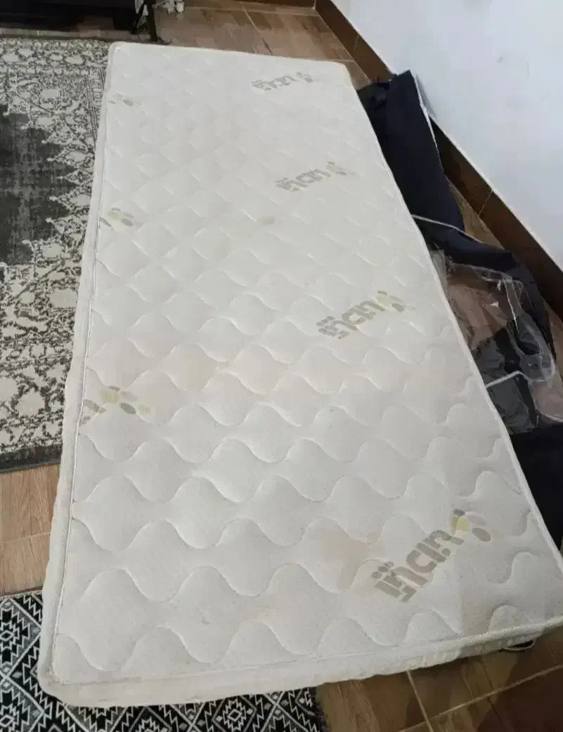 تخت کامل با تشک|تشک تختخواب|رشت, پاره بیجار|دیوار