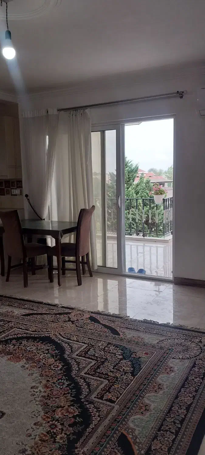 واحد ۹۵متری طبقه ۳ در دوراهی ساداتشهر|اجارهٔ آپارتمان|رامسر, |دیوار