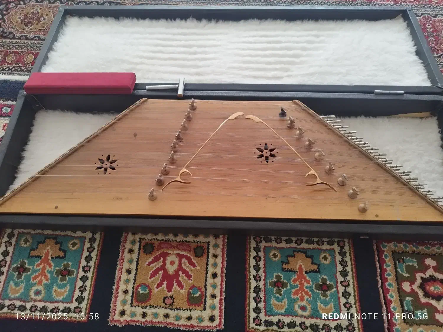 سنتور|سازهای سنتی|زنجان, |دیوار