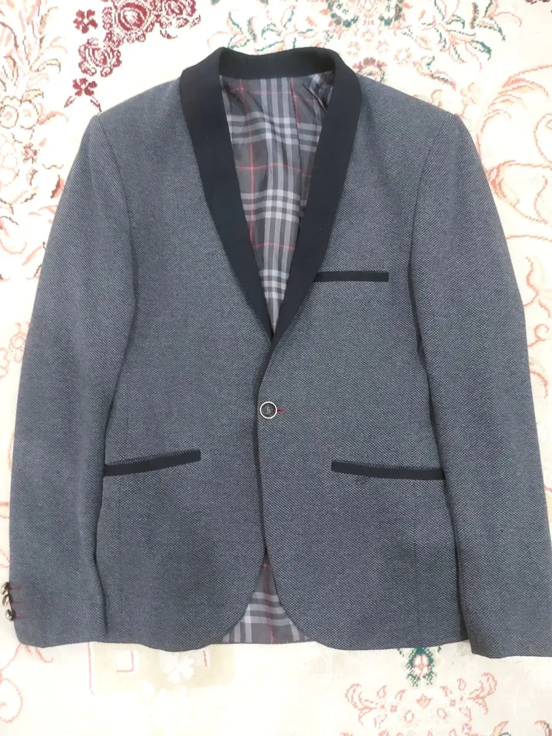 کت تک|لباس|سبزوار, توحیدشهر|دیوار