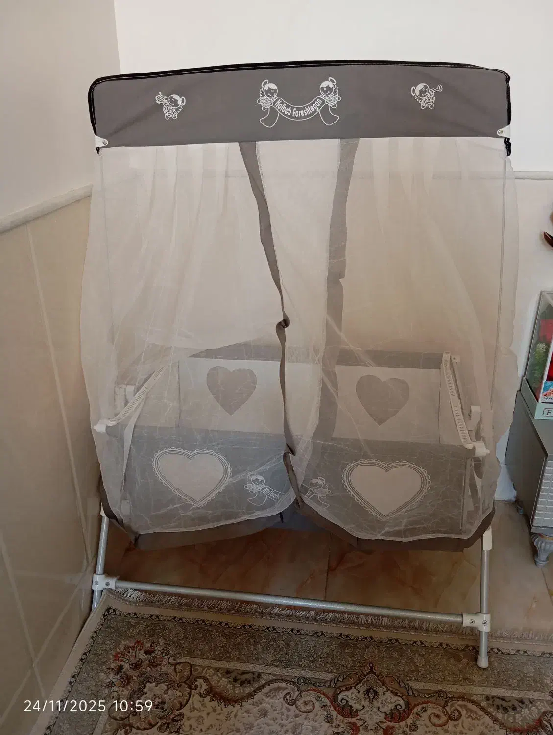 گهواره تمیز و نو|تخت و صندلی بچه|قم, ولیعصر|دیوار