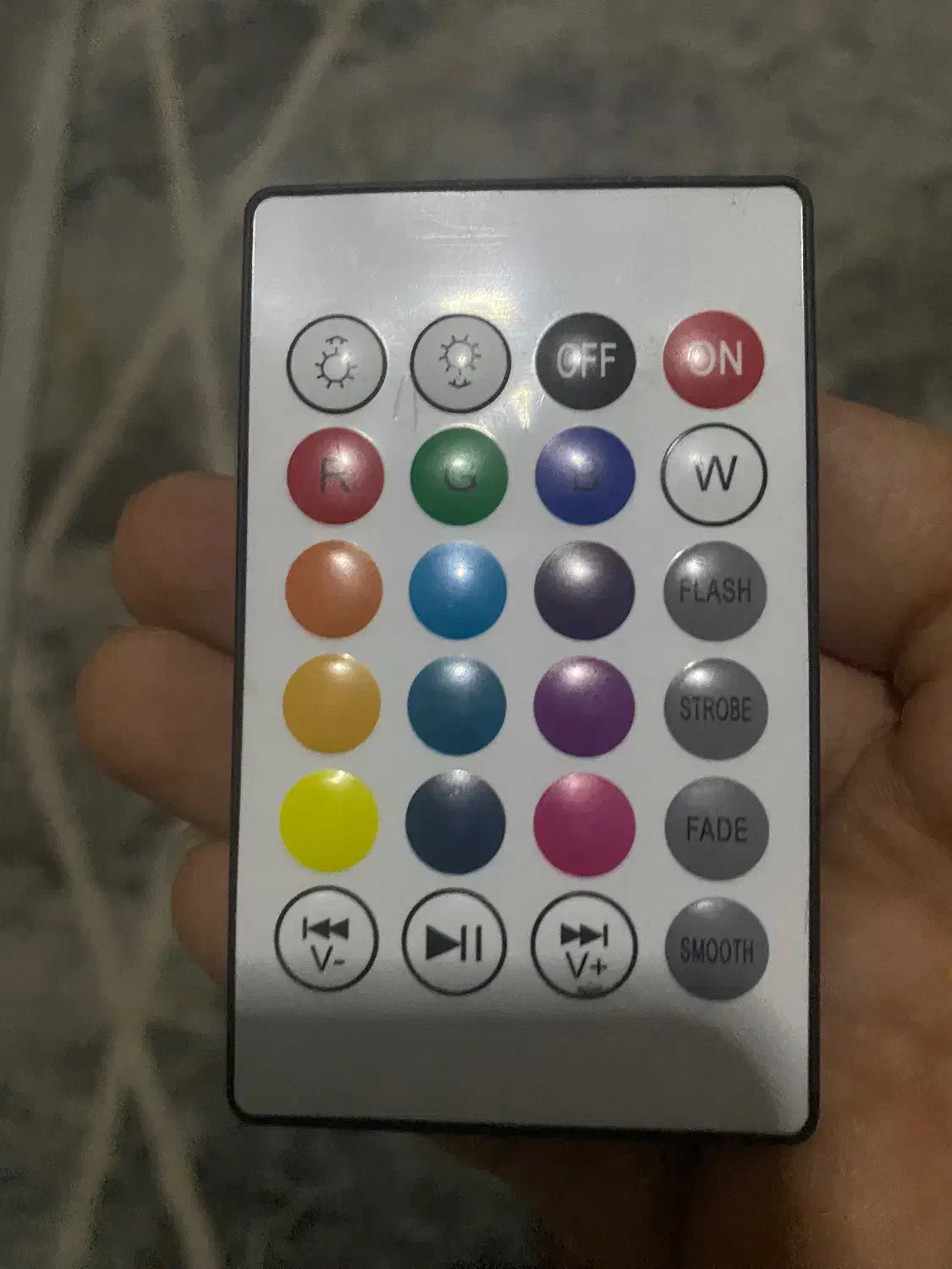 لامپ چند رنگ اسپیکر دار|لامپ و چراغ|هشتگرد, هشتگرد قدیم|دیوار