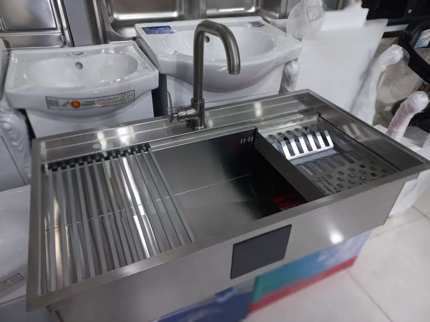 سینک باکسی دوپله گرانیت هود گازتوکار شیرآلات w8040|مصالح و تجهیزات ساختمان|مشهد, پنجتن|دیوار