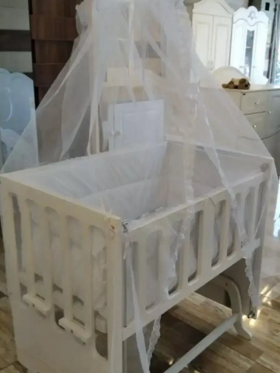 تخت نوزاد|تخت و صندلی بچه|تهران, تهرانپارس غربی|دیوار