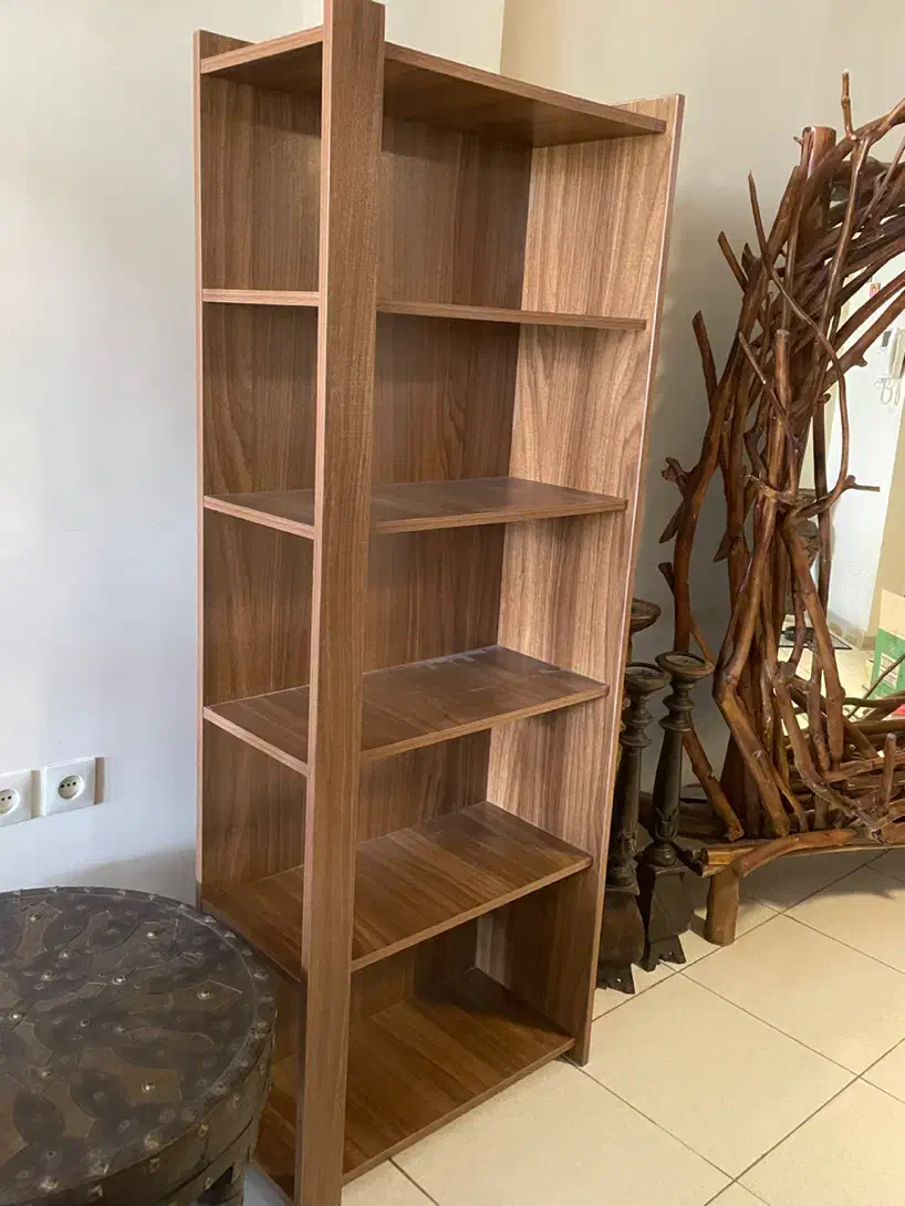 کتابخانه|کتابخانه، شلف، قفسه‌های دیواری|شیراز, قصرالدشت|دیوار