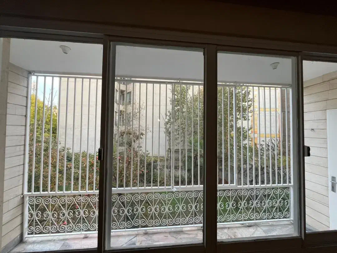 زعفرانیه ۱۹۰ متر سه خواب