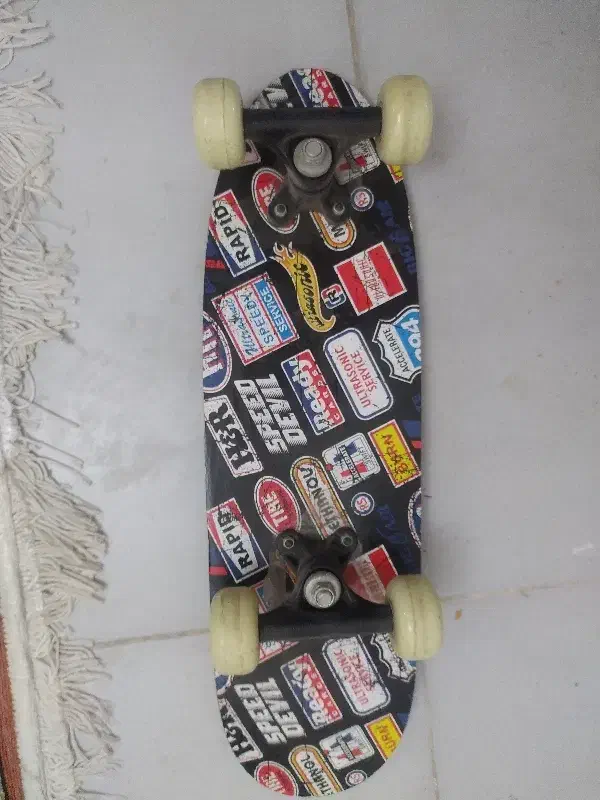 اسکیت برد در حد نو|دوچرخه، اسکیت، اسکوتر|کرج, ساماندهی|دیوار