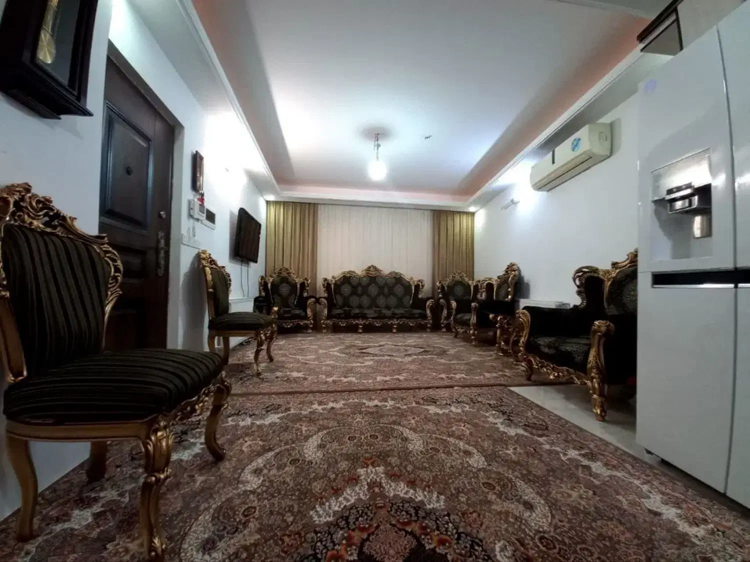 واحد ۷۰ متر   ۲ خواب    تکواحدی      سعادتی|اجارهٔ آپارتمان|قم, سعادتی|دیوار