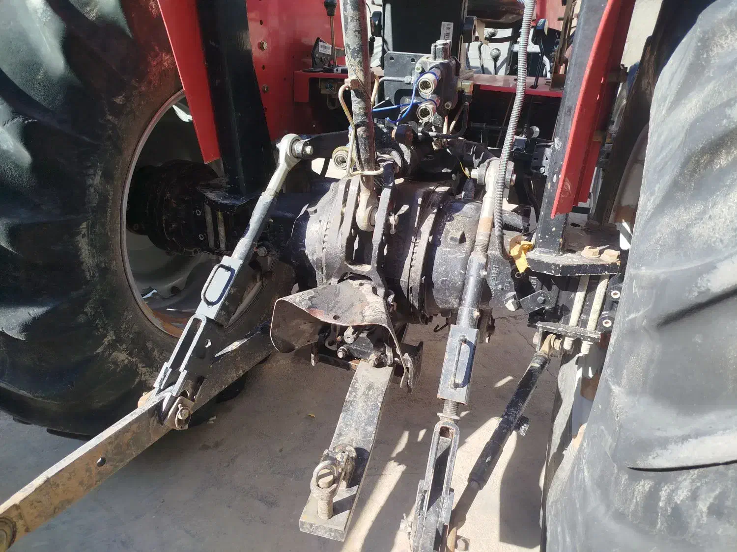 تراکتور ۴۷۵مدل۴۰۰|خودرو سنگین|بیضا, |دیوار