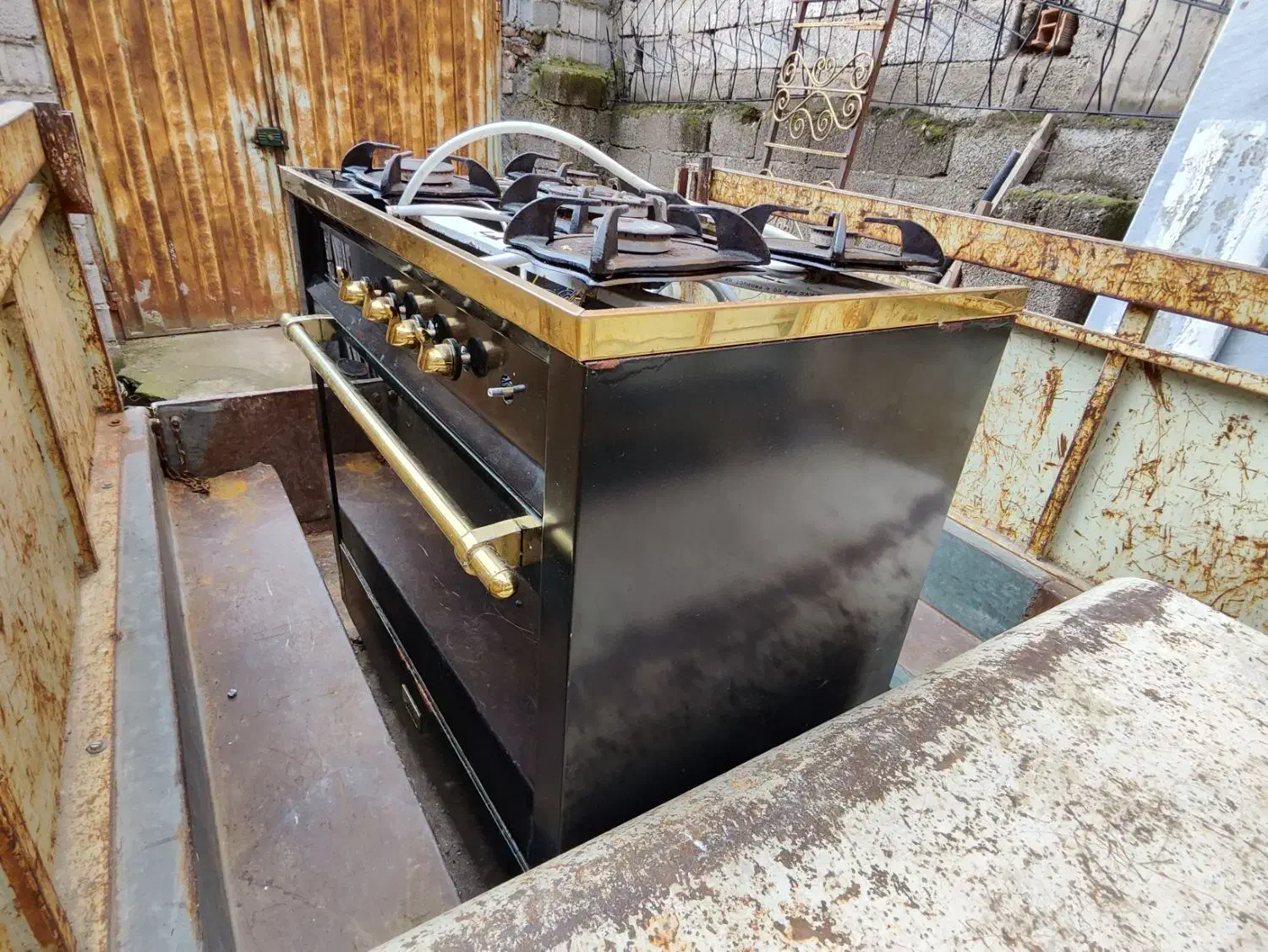 گاز طرح فر 5 شعله تمیز کمکار در حد نو سالم سالم|اجاق گاز و لوازم برقی پختوپز|دابودشت, |دیوار