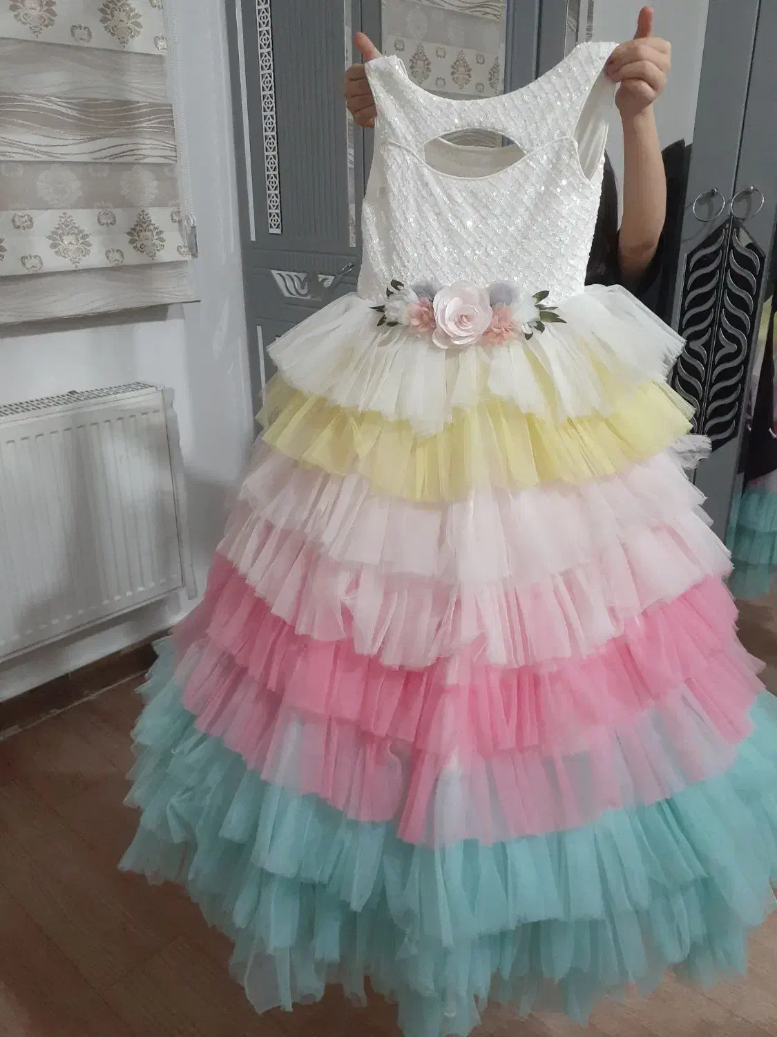 دون مجلسی بچگانه|لباس|ارومیه, |دیوار