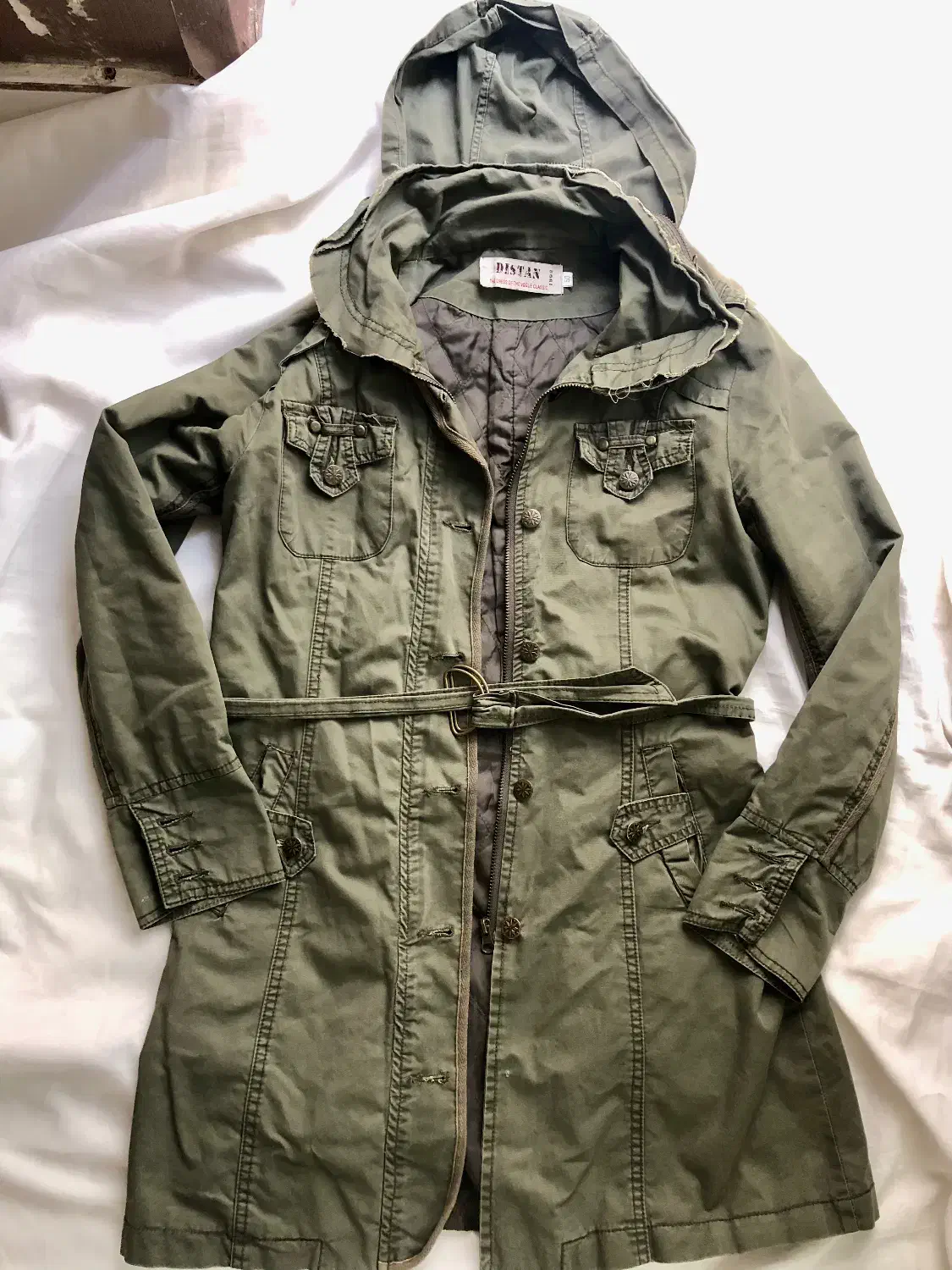 تعدادی لباس در حد نو زنانه (پاییزه،زمستانه)|لباس|رشت, نیکمرام|دیوار