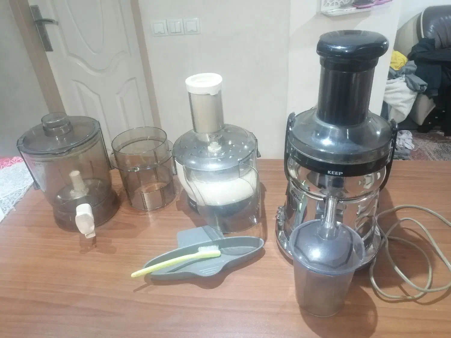 آبمیوه گیر keep کره اصل|آبمیوه‌گیر و آب‌مرکبات‌گیر|تهران, شهران جنوبی|دیوار