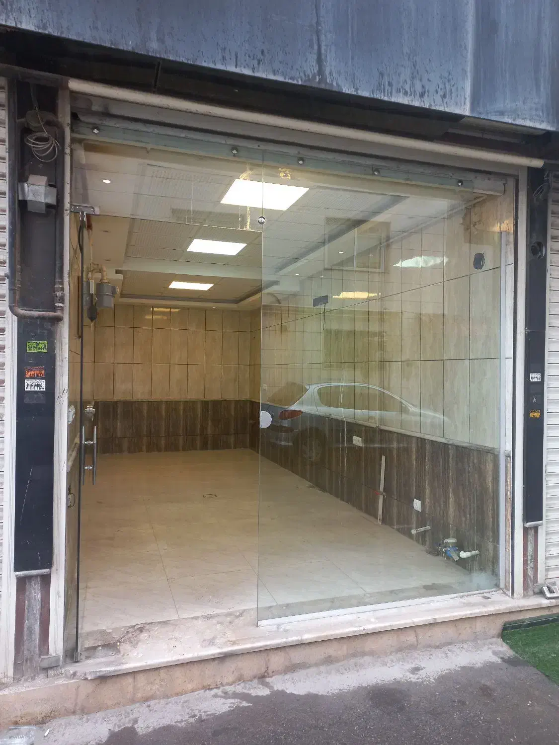 فروش مغازه ۱۹ متری در میدان دانشگاه|فروش مغازه و غرفه|لاهیجان, کوی استادان|دیوار