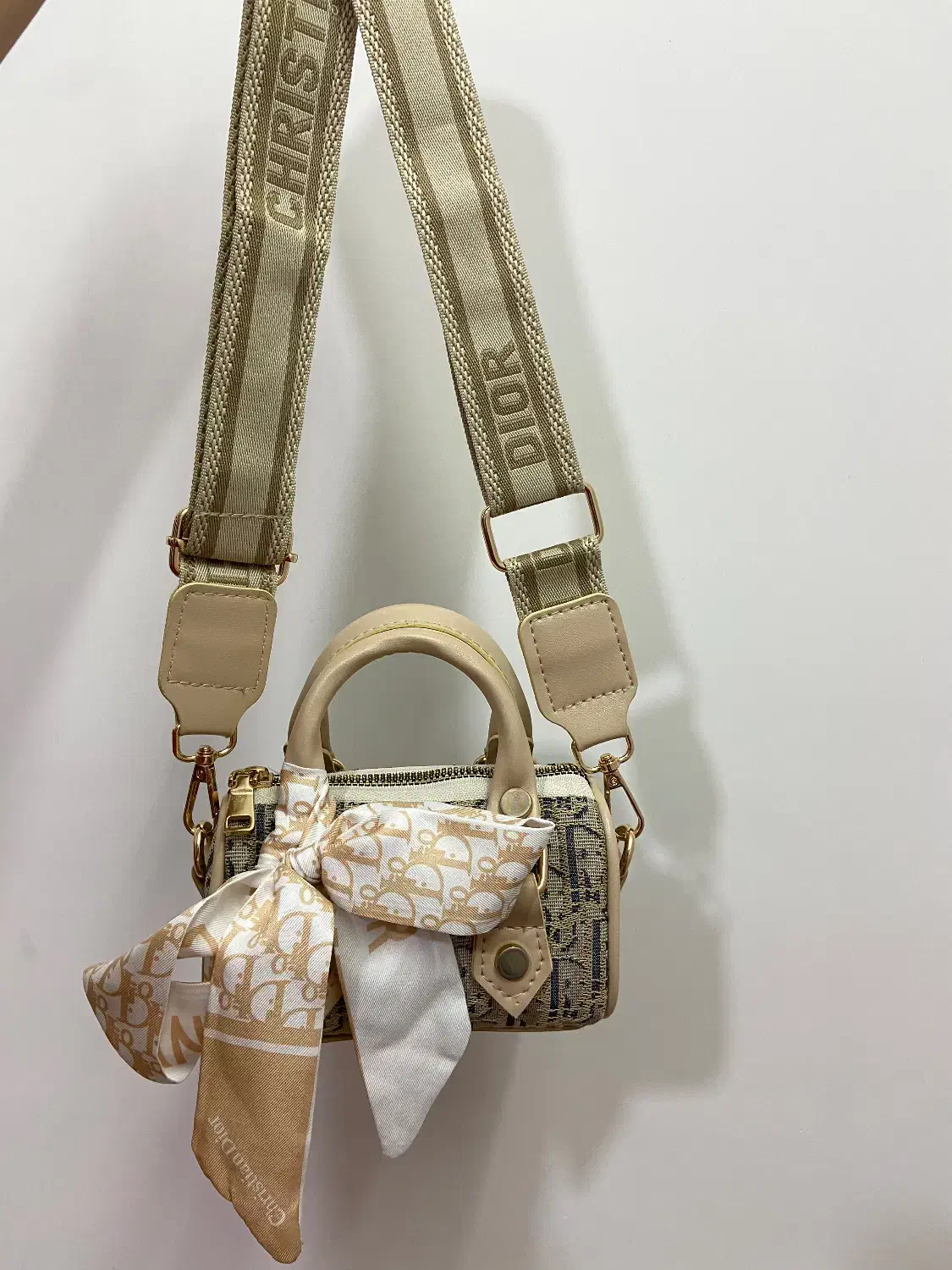 دو مدل کیف دستی و دوشی کاملا نو دونه ای ۷۰۰|کیف، کفش، کمربند|ساری, |دیوار