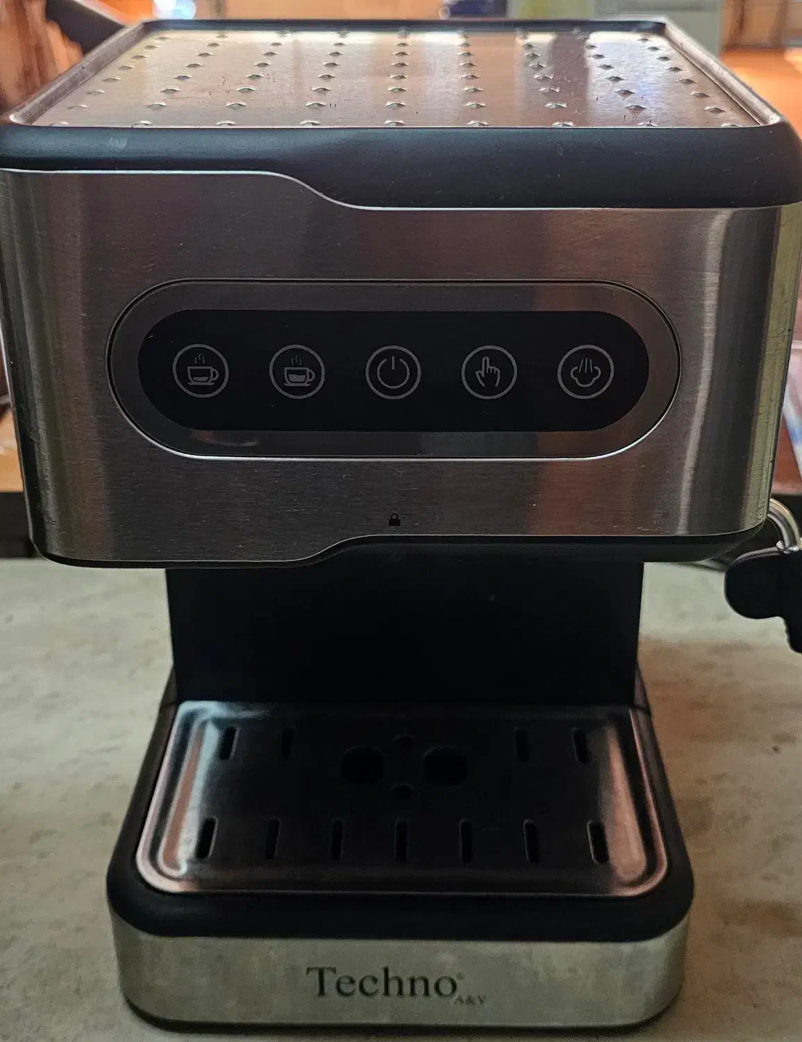 قهوه ساز تکنو|سماور، چای‌ساز، قهوه‌ساز|اصفهان, نقش جهان|دیوار