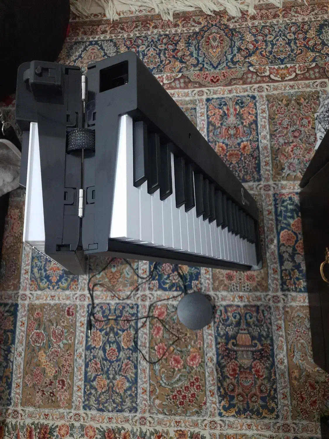 پیانو تاشو همراه با پایه|پیانو، کیبورد، آکاردئون|تهران, آذری|دیوار
