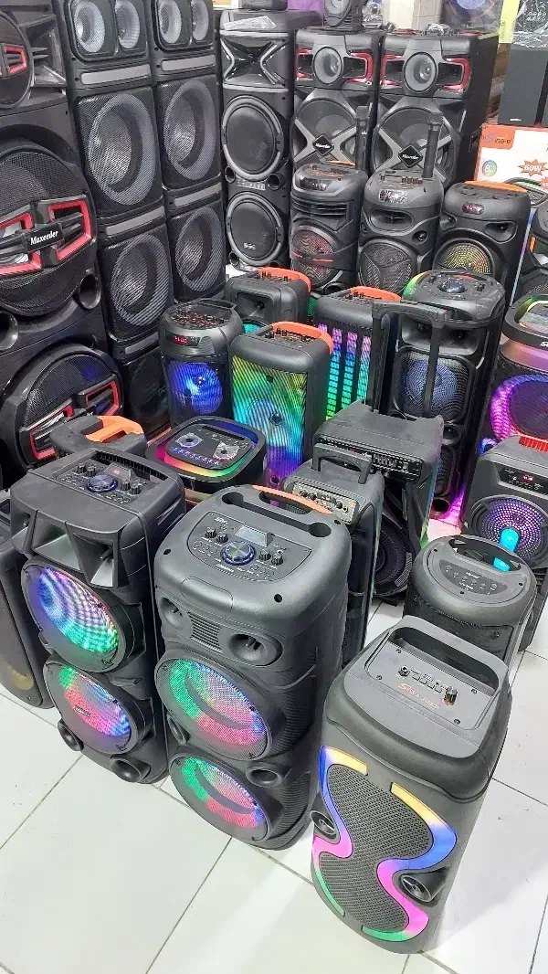 اسپیکر در تمامی طرح ها رقص نور با کلی امکانات جذاب|سیستم صوتی خانگی|مشهد, طلاب|دیوار