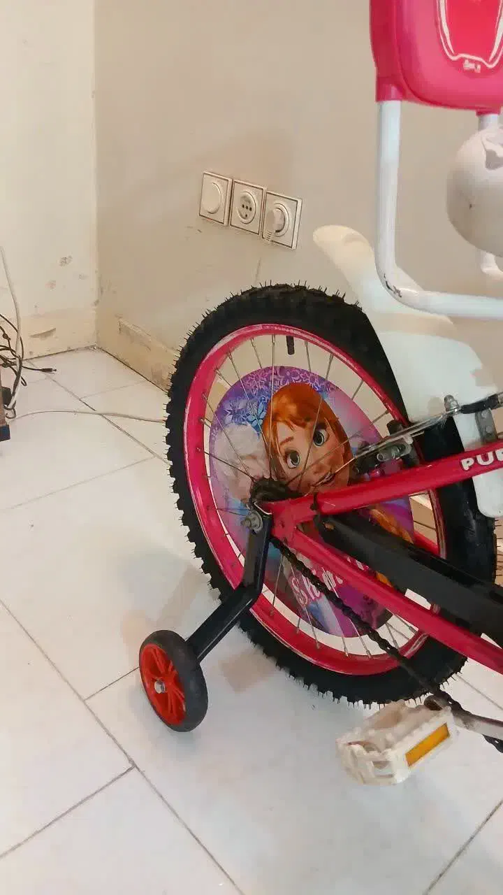 دوچرخه دخترونه خارجی سایز ۲۰|دوچرخه، اسکیت، اسکوتر|تهران, نارمک|دیوار