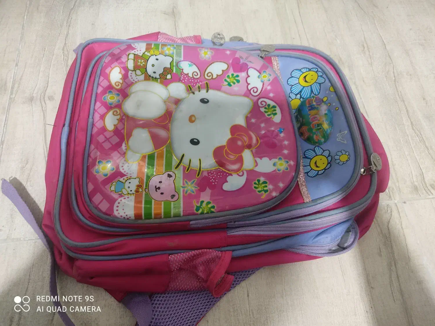 کیف مدرسه استفاده شده|کیف، کفش، کمربند|سلماس, |دیوار