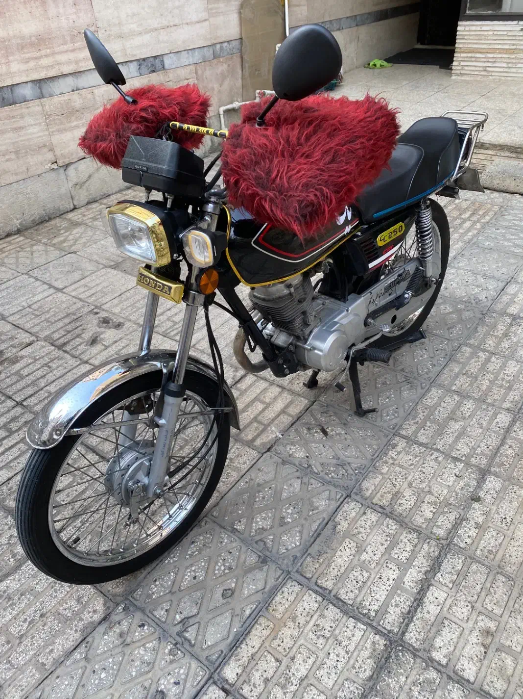 هوندا۱۲۵سرحال|موتورسیکلت|تهران, ائمه اطهار|دیوار