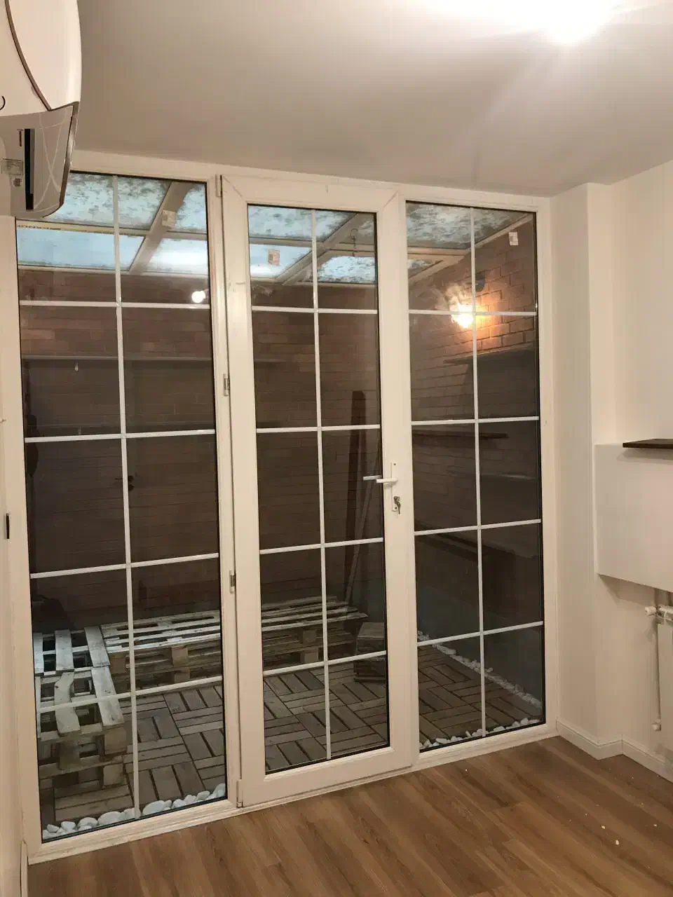 تولید تعمیر تعویض درب و پنجره دو جداره تمامی نقاط|خدمات پیشه و مهارت|تهران, مدائن|دیوار