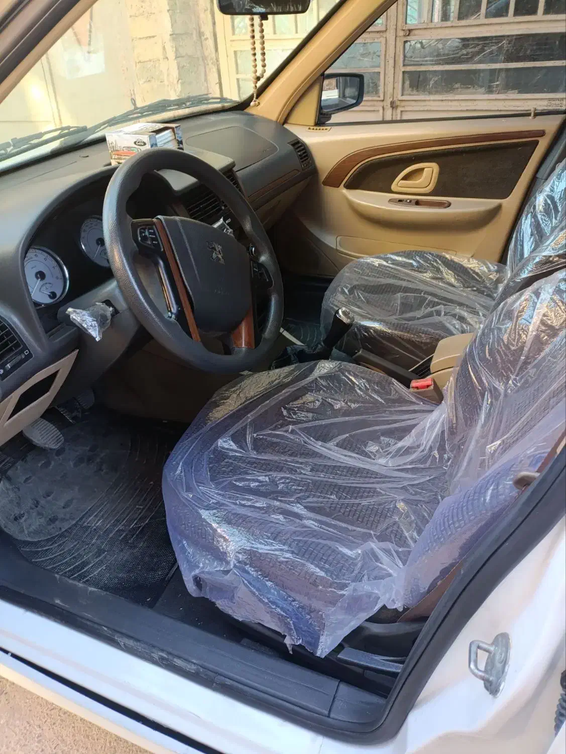 پژو پارس سال در حد خشک واقعی مدل 1401 کمکار|خودرو سواری و وانت|مشهد, شهرک مهر آباد|دیوار