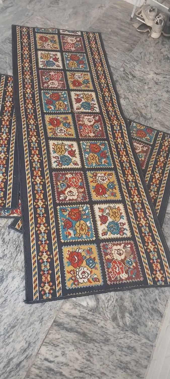 گلیم مناسب کناره،پله...|گلیم، جاجیم، گبه|رشت, انصاری|دیوار